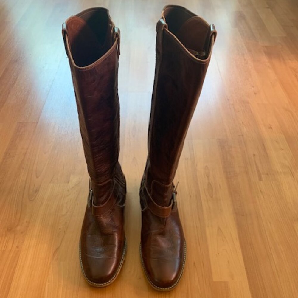Cole Haan beautiful brown tall boots size 8 1/2